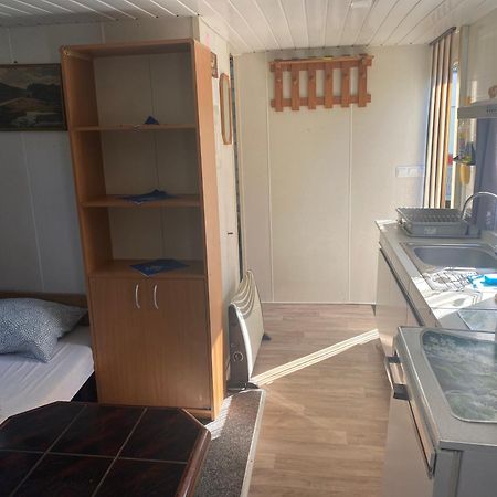 Kwatery Prywatne Hotelik Барчево Екстериор снимка