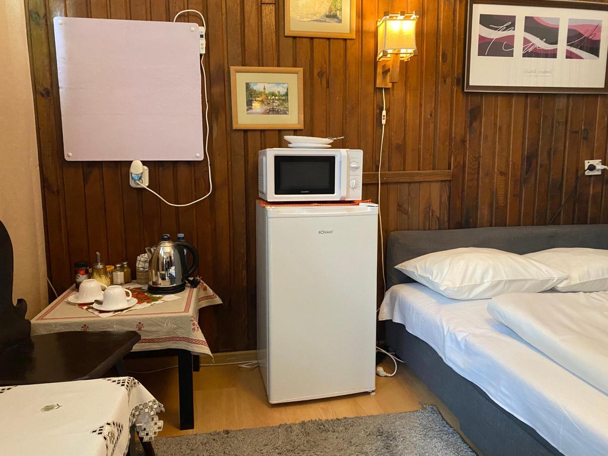 Kwatery Prywatne Hotelik Барчево Екстериор снимка